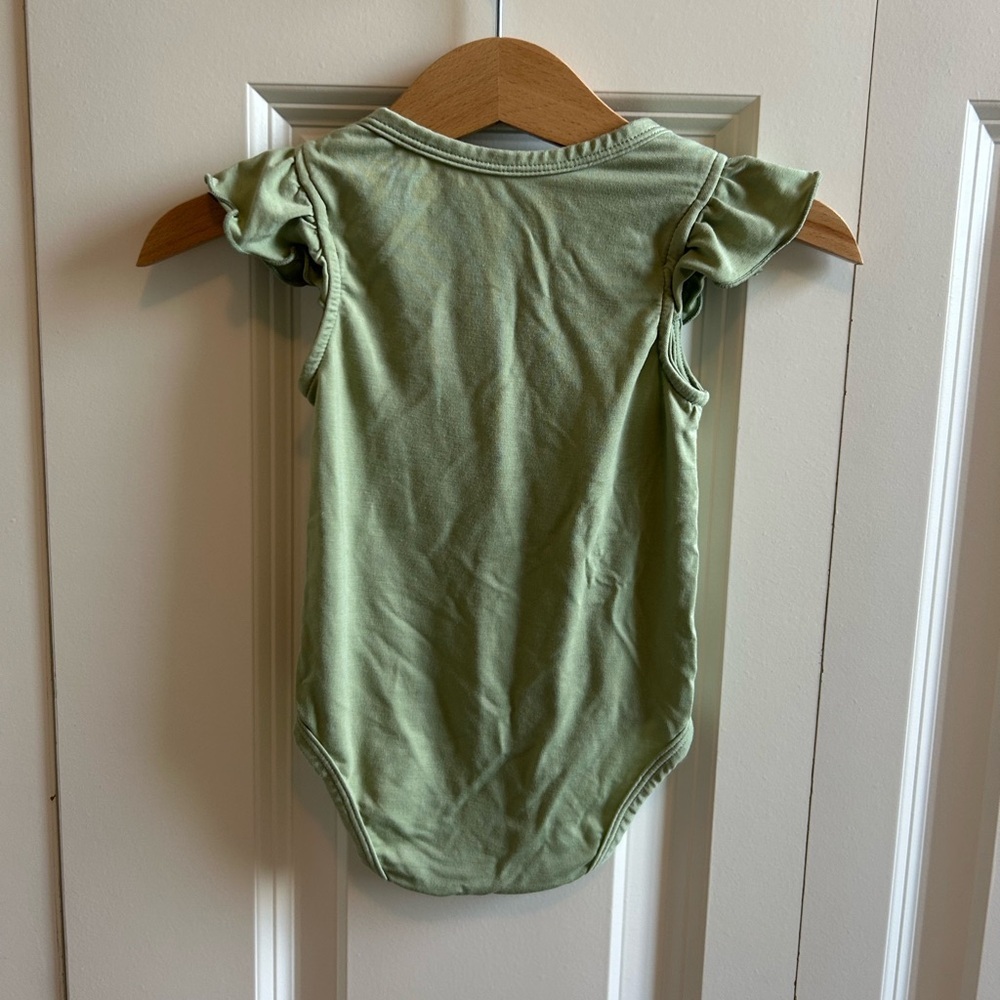 Pat Pat green bamboo onesie size 3-6 months - Picture 4 of 4